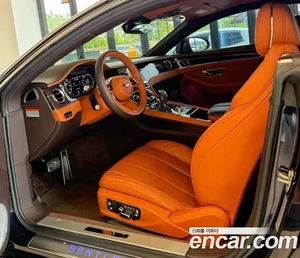 Bentley Continental, 2021 — миниатюра 9