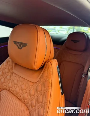 Bentley Continental, 2021 — миниатюра 10