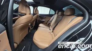 Mercedes-Benz E-Class, 2025 — миниатюра 18