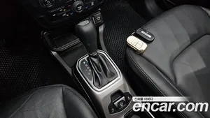 Jeep Renegade, 2022 — миниатюра 11