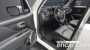 Jeep Renegade, 2022 — миниатюра 16