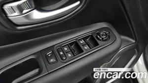 Jeep Renegade, 2022 — миниатюра 27