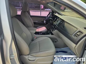 Kia Carnival, 2015 — миниатюра 17