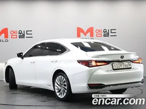 Lexus ES, 2022 — миниатюра 3