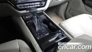 Kia Carnival, 2017 — миниатюра 12