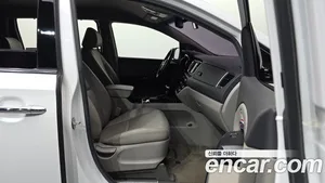 Kia Carnival, 2017 — миниатюра 17