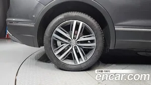 Volkswagen Tiguan, 2020 — миниатюра 5