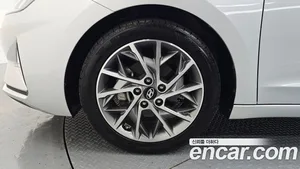 Hyundai Avante, 2018 — миниатюра 5