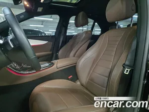 Mercedes-Benz E-Class, 2021 — миниатюра 9
