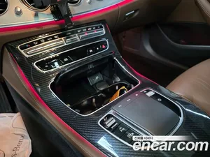 Mercedes-Benz E-Class, 2021 — миниатюра 16