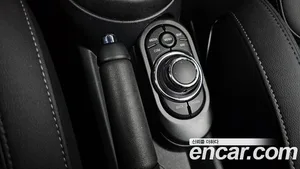Mini Cooper Convertible, 2024 — миниатюра 32