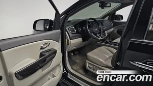 Kia Carnival, 2017 — миниатюра 13