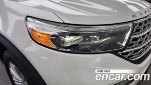 Ford Explorer, 2020 — миниатюра 8