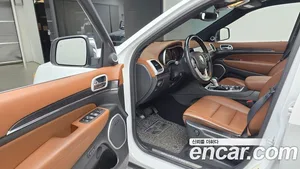 Jeep Cherokee, 2021 — миниатюра 13