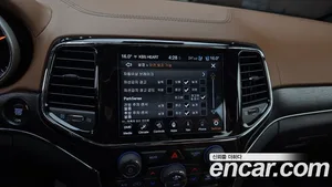 Jeep Cherokee, 2021 — миниатюра 21
