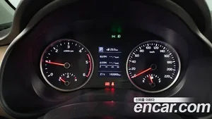 Kia Stonic, 2017 — миниатюра 8