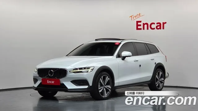 Volvo V60, 2021 — фото автомобиля из Кореи