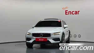 Volvo V60, 2021 — миниатюра 3
