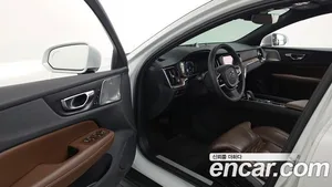 Volvo V60, 2021 — миниатюра 13