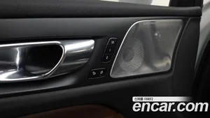 Volvo V60, 2021 — миниатюра 23