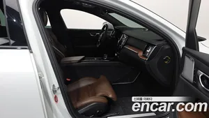 Volvo V60, 2021 — миниатюра 16