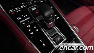 Porsche Panamera, 2023 — миниатюра 9