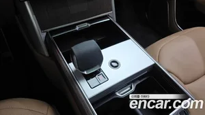 Land Rover Range Rover, 2025 — миниатюра 13