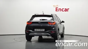 Kia Stonic, 2018 — миниатюра 4
