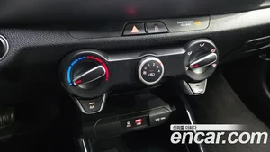 Kia Stonic, 2018 — миниатюра 19
