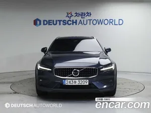 Volvo V60, 2022 — миниатюра 3