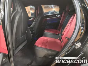 Porsche Cayenne, 2025 — миниатюра 7