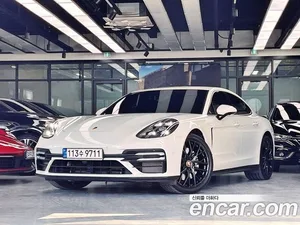 Porsche Panamera, 2021 — миниатюра 1