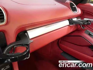 Porsche 718, 2024 — миниатюра 16