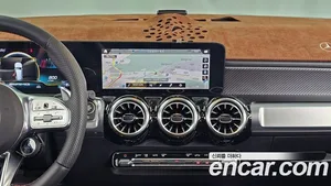Mercedes-Benz GLB-Class, 2022 — миниатюра 20