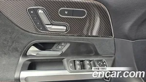 Mercedes-Benz GLB-Class, 2022 — миниатюра 28