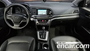 Hyundai Avante, 2017 — миниатюра 10