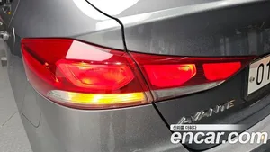 Hyundai Avante, 2017 — миниатюра 9