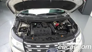 Ford Explorer, 2017 — миниатюра 6