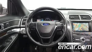 Ford Explorer, 2017 — миниатюра 13