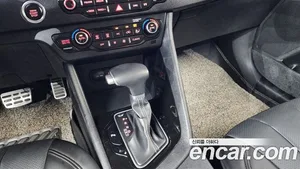 Kia Niro, 2016 — миниатюра 12
