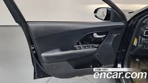 Kia Niro, 2016 — миниатюра 14