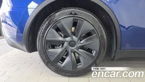 Tesla Model Y, 2025 — миниатюра 5