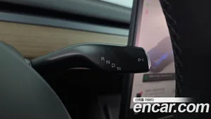 Tesla Model Y, 2025 — миниатюра 9
