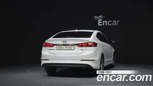 Hyundai Avante, 2017 — миниатюра 4