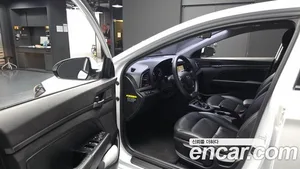 Hyundai Avante, 2017 — миниатюра 10