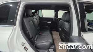 Mercedes-Benz GLB-Class, 2022 — миниатюра 24