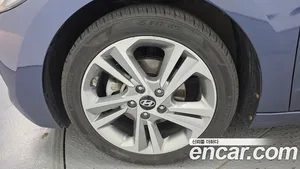 Hyundai Avante, 2017 — миниатюра 5