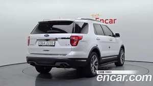 Ford Explorer, 2018 — миниатюра 2
