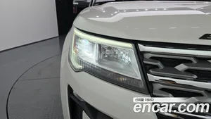 Ford Explorer, 2018 — миниатюра 8