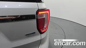 Ford Explorer, 2018 — миниатюра 9